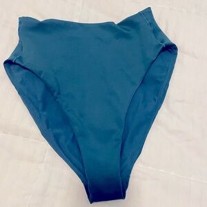 COPY - Left On Friday. Hi Hi bottoms.